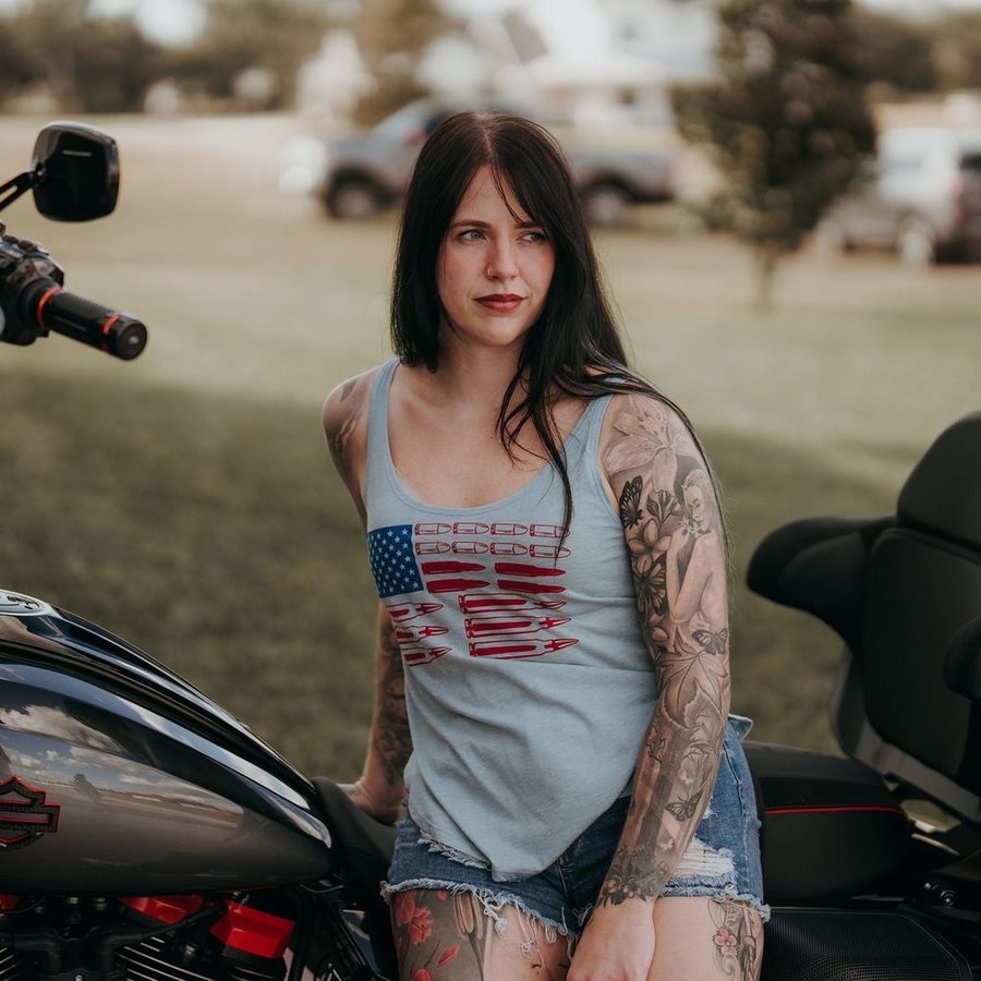 BlankPoster_2000x2000_V10_GS7820_Women_sAmmoFlag2.0FlowyTank-StonewashDenim-2.jpg