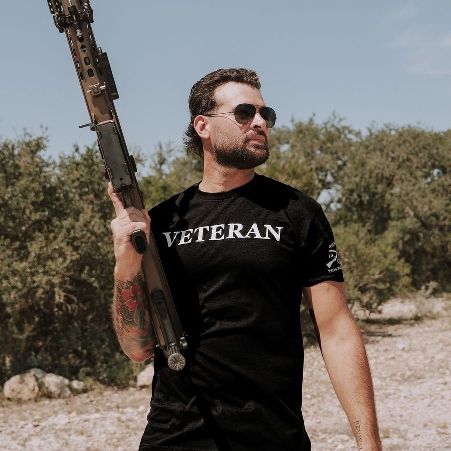 BlankPoster_2000x2000_V14_GS7729_VeteranDefined-2.jpg