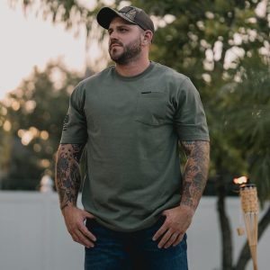 BASIC HEAVYWEIGHT POCKET T-SHIRT – MILITARY GREEN